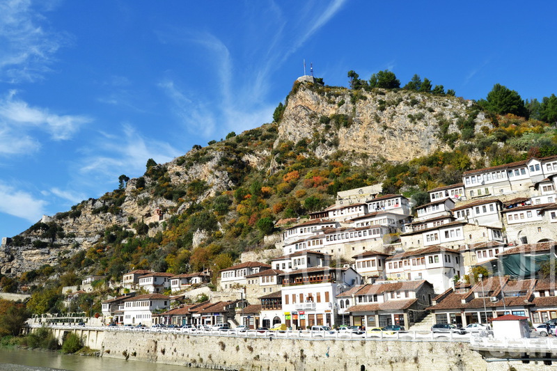 1448-albanija-berat-resize.jpg