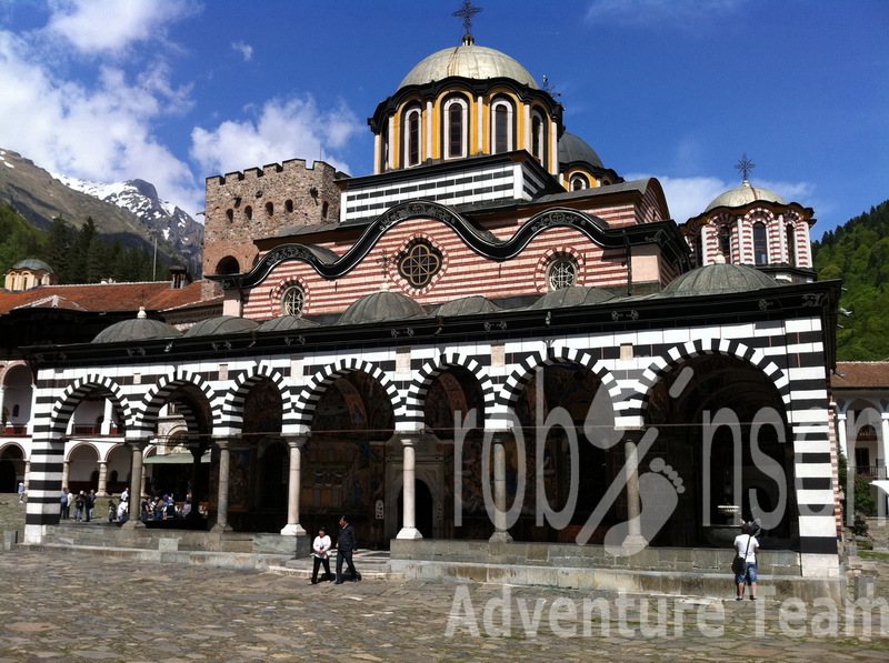 1645-manastir-rila-2013-08-08-02-resize.jpg