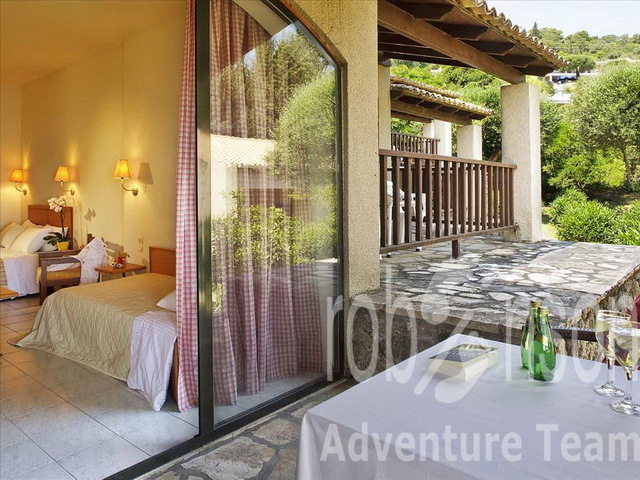 Hotel Aeolos Beach Resort 4*