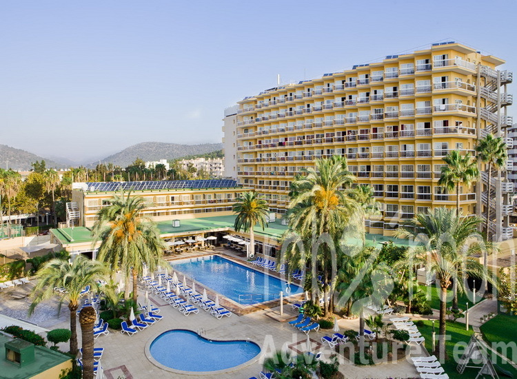 Hotel Samos 3*