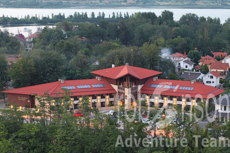 Hotel Danubia Park 3*  | Srebrno jezero