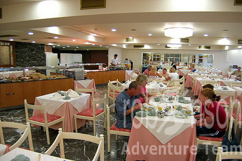 Hotel Mediteranee 4*