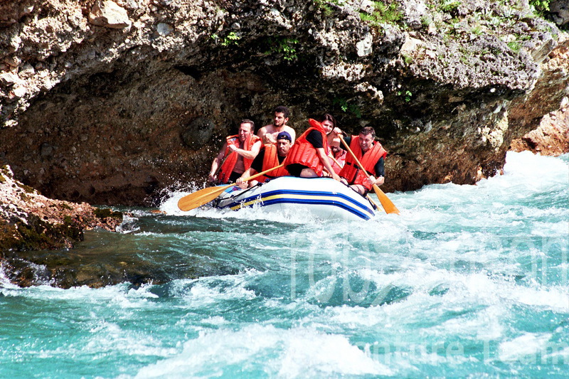 Tara Rafting